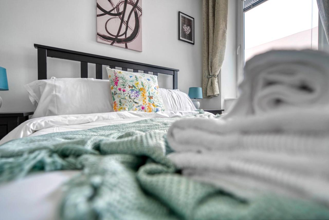 The Post House Two By Fortuna Property Gloucester Ngoại thất bức ảnh